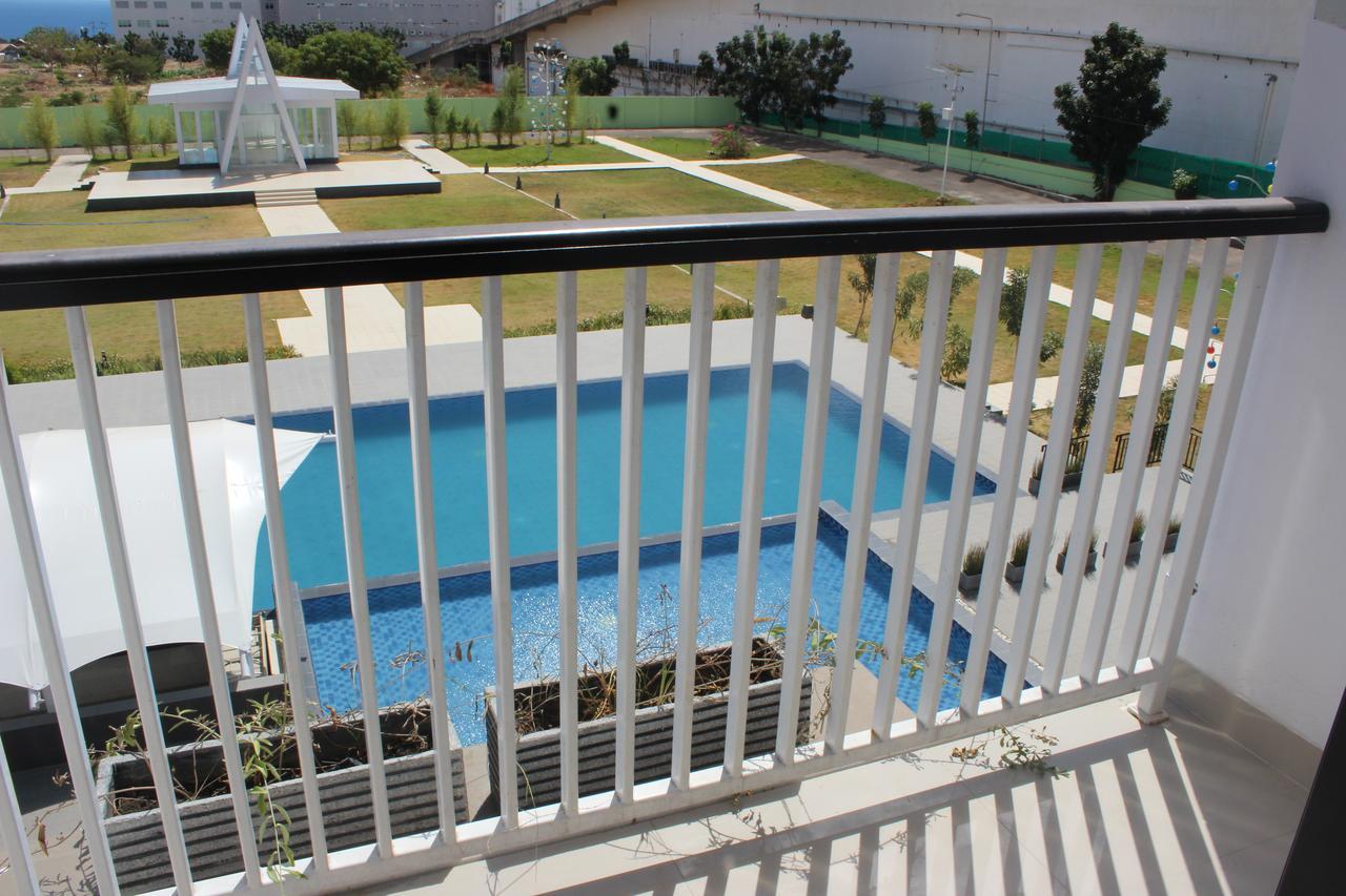 Naka Hotel Kupang Купанг Екстериор снимка